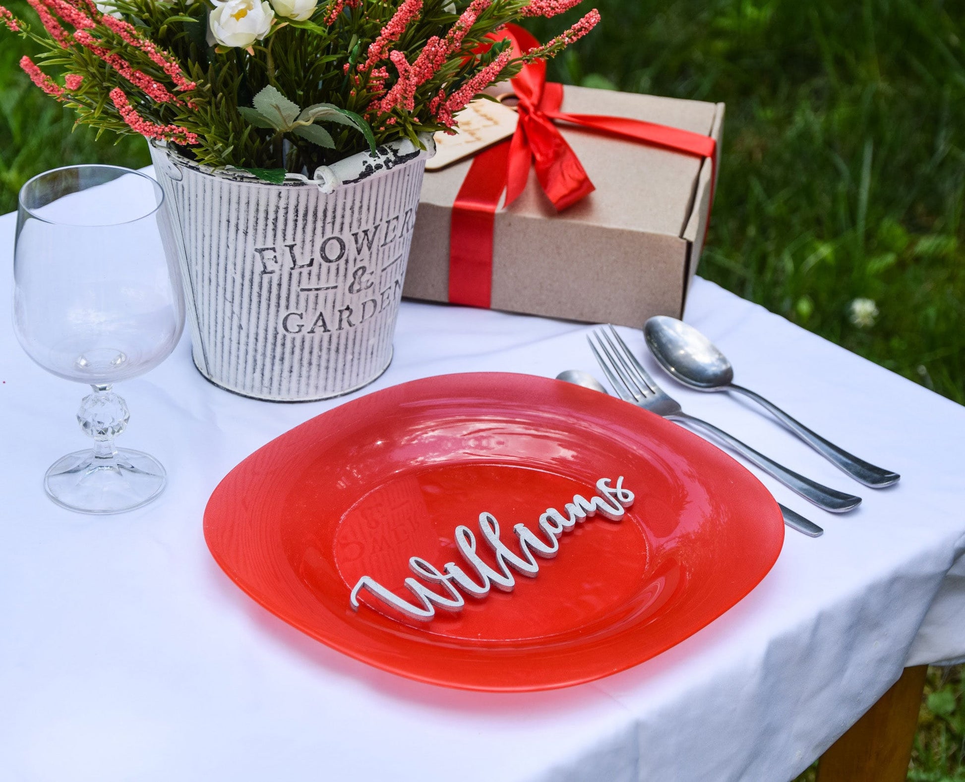 Personalized wedding place table cards, Wedding place card, Laser Cut Names Place Setting Wedding Name Cards Place Names Table Decor